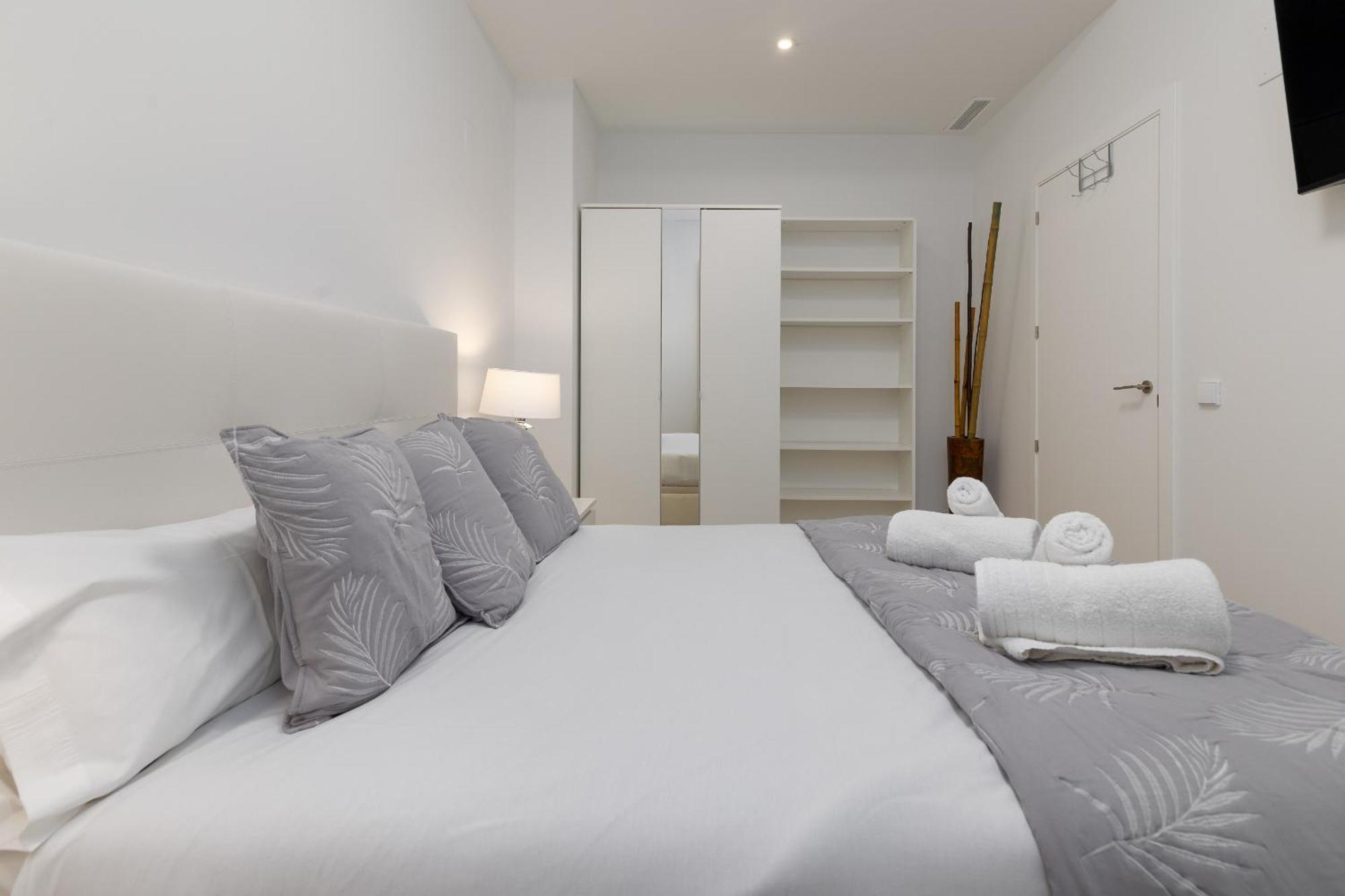 Apartup Turia River Park Valencia Exterior photo